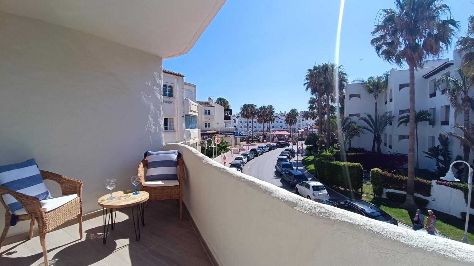 Beach Studio Puerto Marina Playa 베날마데나코스타 외부 사진